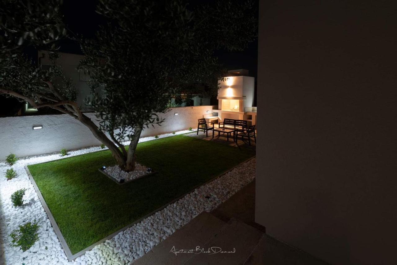 Apartment Black Diamond Ražanac 외부 사진